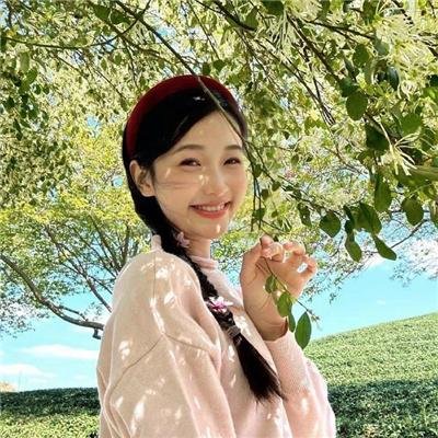 布劳涅森林的女人们